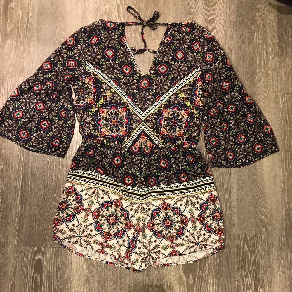 Boho Patterned Romper - Picture 2 of 8